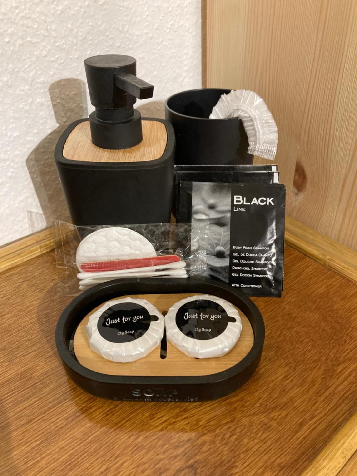Gite D'Avalon Chambre 7 迪南 外观 照片